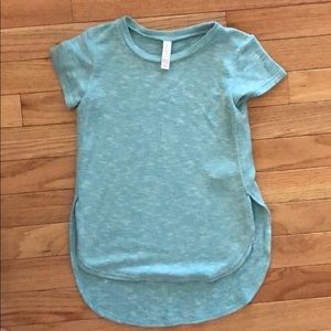 Ifs high low top with split sides.